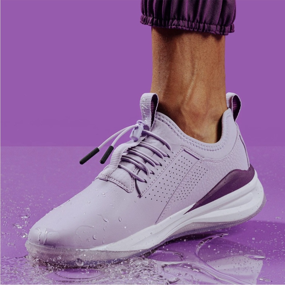 Clove Classic Lavender Women’s Healthcare Worker Nurse Sneaker Size 10.5